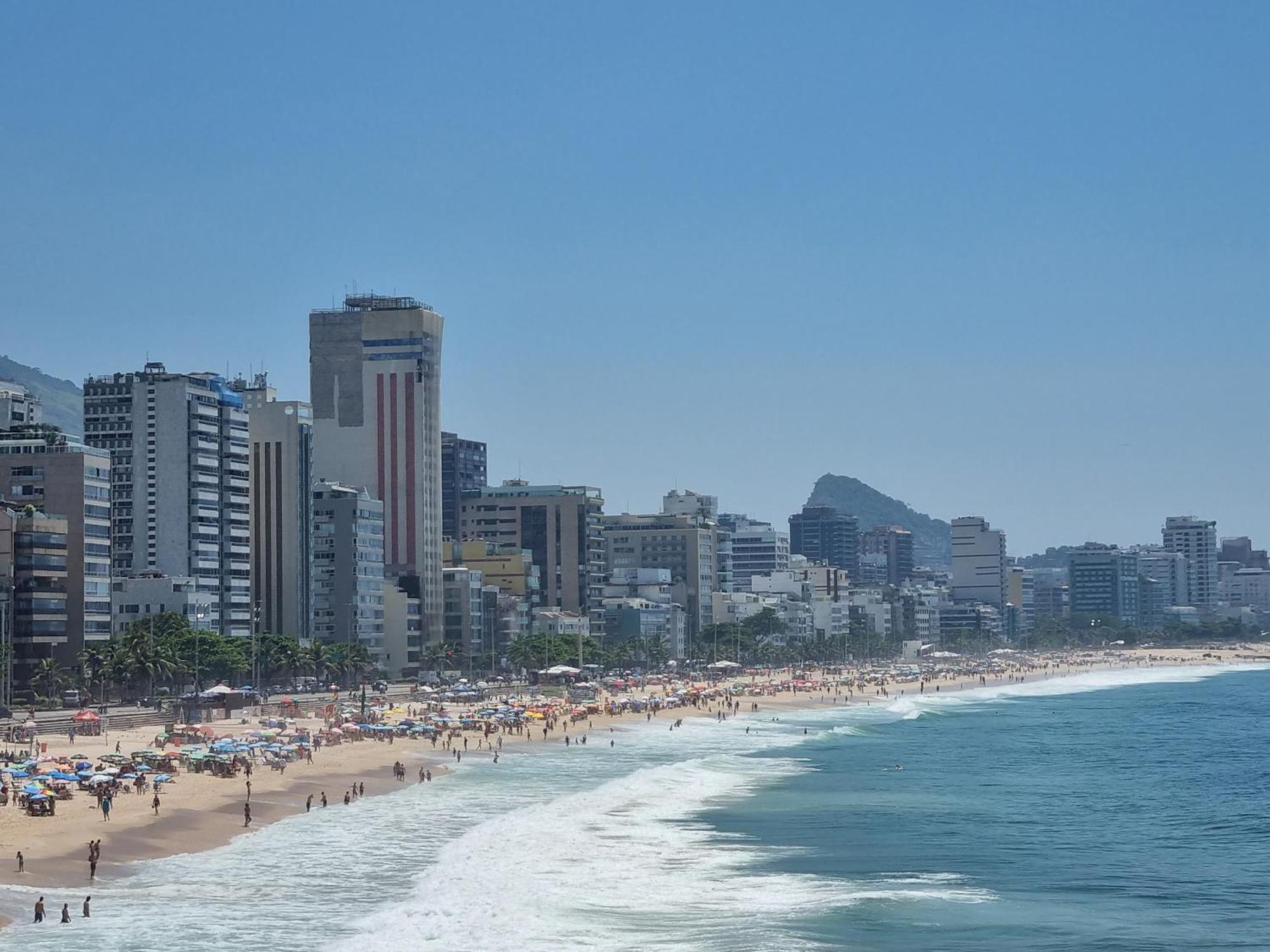 Privatunterkunft 1 C Vista Livre E Banheiro Privativo E Perto Praias Ipanema Leblon Arpoador Copacabana E Do Cristo Redentor Do Bondinho Pao Acucar Etc Chegando Cedo Que O Check-in Do Meio-dia, Deixe Suas Malas, Idem No Check-out 10h Manha *