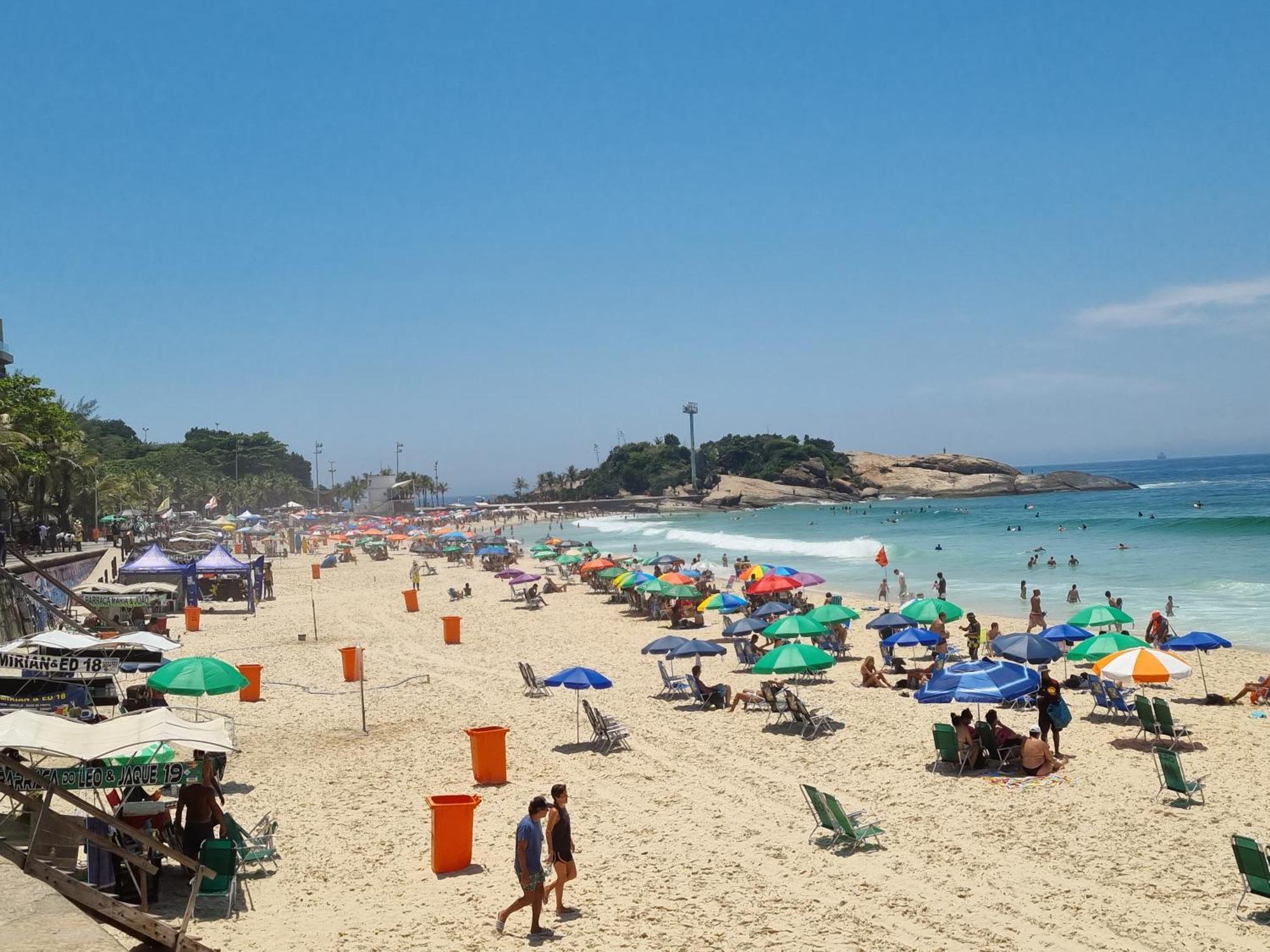Privatunterkunft 1 C Vista Livre E Banheiro Privativo E Perto Praias Ipanema Leblon Arpoador Copacabana E Do Cristo Redentor Do Bondinho Pao Acucar Etc Chegando Cedo Que O Check-in Do Meio-dia, Deixe Suas Malas, Idem No Check-out 10h Manha Rio de Janeiro